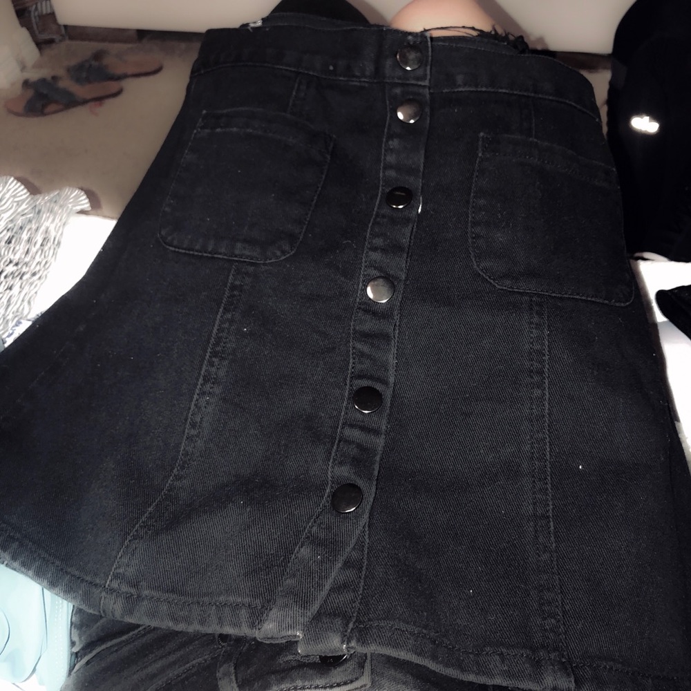 Denim black skirt